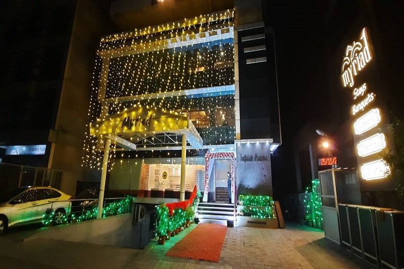 Hotels in Lucknow
